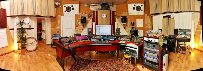 Wolk Recording Studios, SIA