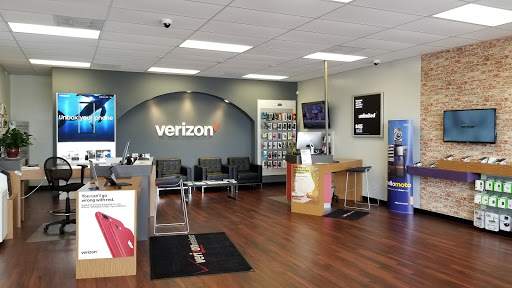 Cell Phone Store «TCC, Verizon Authorized Retailer», reviews and photos, 3860 Tampa Rd, Oldsmar, FL 34677, USA