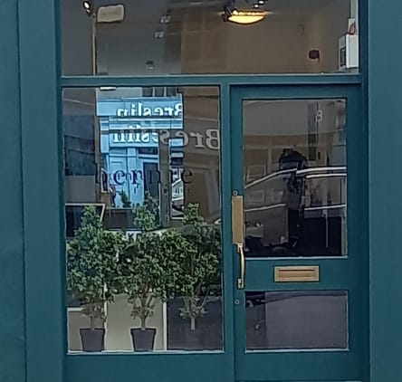 Bernie coiffeur in Dublin, Co. Dublin