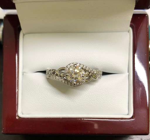 Jeweler «BARRON JEWELERS, INC.», reviews and photos, 649 Barron Blvd, Grayslake, IL 60030, USA