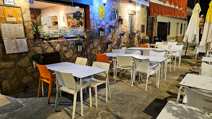 Restaurante Chino Pekín - Ctra. Guisando, 4, 05400 Arenas de San Pedro, Ávila, Spain