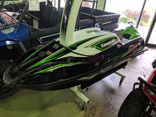 Motorcycle Dealer «Freedom Powersports Farmers Branch», reviews and photos, 13700 N Stemmons Fwy, Farmers Branch, TX 75234, USA