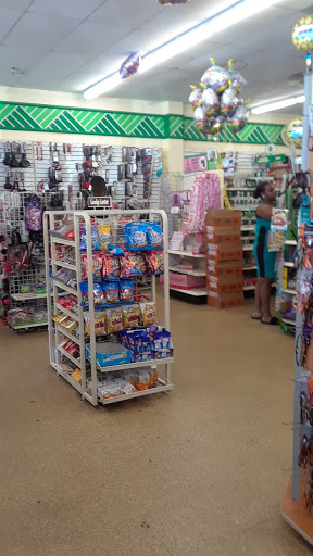 Dollar Store «Dollar Tree», reviews and photos, 3570 Soldano Boulevard, Columbus, OH 43228, USA