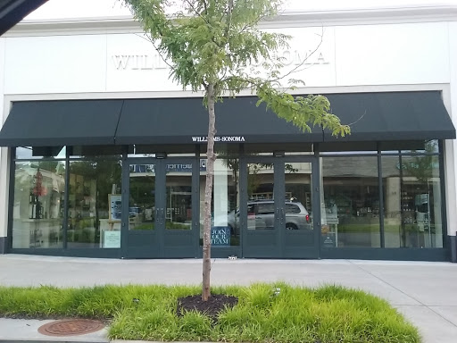 Kitchen Supply Store «Williams-Sonoma», reviews and photos, 2030 Bond St #180, Charlottesville, VA 22901, USA