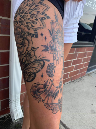 Tattoo Shop «The Inkwell Tattoo Company», reviews and photos, 1941 Mentor Ave, Painesville, OH 44077, USA