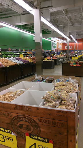 Grocery Store «Food 4 Less», reviews and photos, 4620 S Damen Ave, Chicago, IL 60609, USA