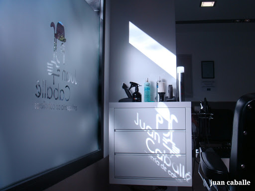 Información y opiniones sobre Juan Caballé, peluquería de caballeros. de Toledo