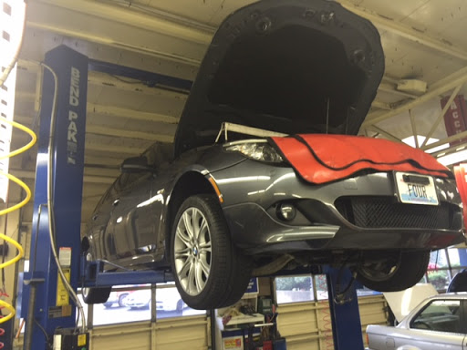 Auto Repair Shop «AIR Import Repairs», reviews and photos, 8016 27th St W, University Place, WA 98466, USA