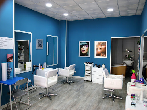 Peluquería Unisex CACERES TEJOS - ESTILISTAS en Cáceres‎, Cáceres‎