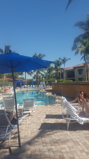 Indoor Lodging «Naples Bay Resort», reviews and photos, 1500 5th Ave S, Naples, FL 34102, USA