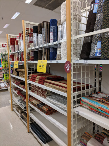 Grocery Store «Fred Meyer», reviews and photos, 650 Q St, Springfield, OR 97477, USA