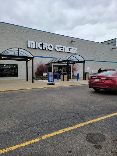 Computer Store «Micro Center», reviews and photos, 11755 Mosteller Rd, Sharonville, OH 45241, USA