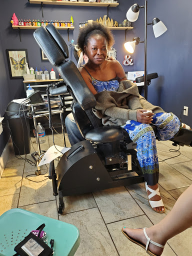 Tattoo Shop «Seventh Seal Tattoo», reviews and photos, 921 Jenks Ave, Panama City, FL 32401, USA