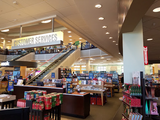 Book Store «Barnes & Noble», reviews and photos, 1430 Plaza Pl, Southlake, TX 76092, USA