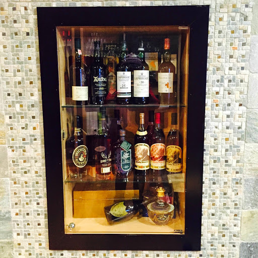 Wine Store «The Wine Cave - Kosher Wine & Spirits», reviews and photos, 888 Bedford Ave, Brooklyn, NY 11205, USA