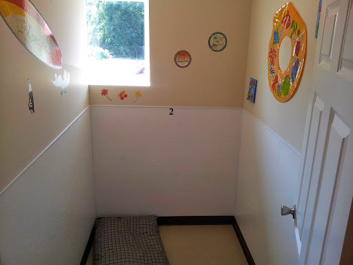 Pet Boarding Service «Howliday Inn Suites & Treats Pet Resort», reviews and photos, 1 Davis Ct, Hurricane, WV 25526, USA