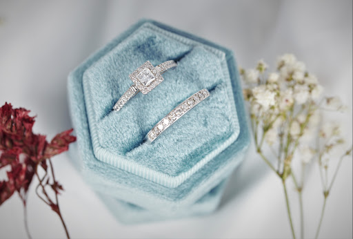 Jeweler «Les Olson Jewelers», reviews and photos, 35130 US Hwy 19 N, Palm Harbor, FL 34684, USA