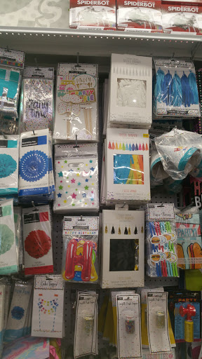 Variety Store «Five Below», reviews and photos, 2108 N 2nd St, Millville, NJ 08332, USA