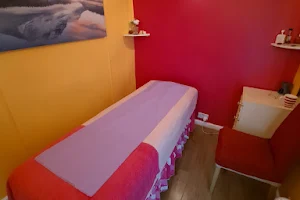 Oriental Pearl Spa Massage and Waxing Worthing image