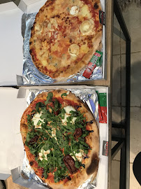 Plats et boissons du Pizzeria Bella Luna à Sainte-Foy-lès-Lyon - n°10