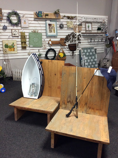 Thrift Store «Stuff Etc», reviews and photos, 2818 Commerce Dr, Coralville, IA 52241, USA