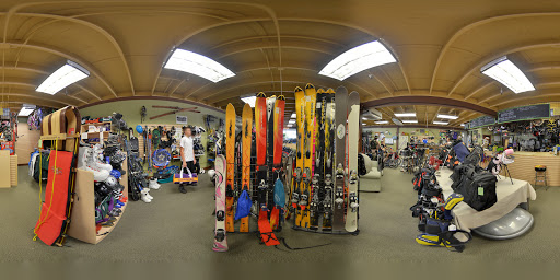Sporting Goods Store «Superior Seconds Gear Exchange», reviews and photos, 96 Front St S, Issaquah, WA 98027, USA