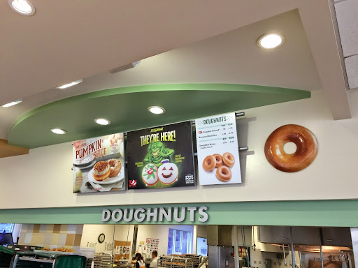 Donut Shop «Krispy Kreme», reviews and photos, 2401 Battleground Ave, Greensboro, NC 27408, USA