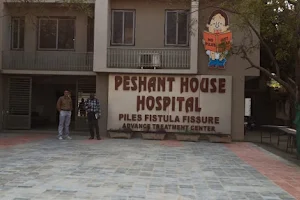 Peshant House Hospital-piles fissure fistula advance treatment image