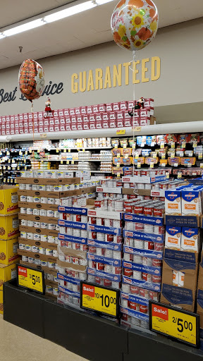 Grocery Store «Jewel-Osco», reviews and photos, 819 S Elmhurst Rd, Des Plaines, IL 60016, USA