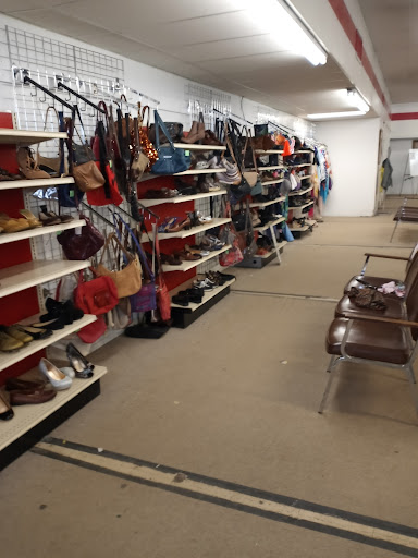 Thrift Store «The Salvation Army Family Store & Donation Center», reviews and photos