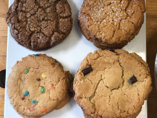 Bakery «Grand Finale Desserts and Pastries», reviews and photos, 225 Franklin Ave, Grand Haven, MI 49417, USA