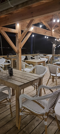 Atmosphère du Restaurant L'Huitre Bleue dégustation - vue panoramique / sans réservations à Andernos-les-Bains - n°10