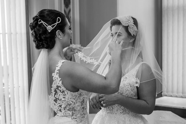 Artisan Photography | Devon Wedding Photographer - Plymouth
