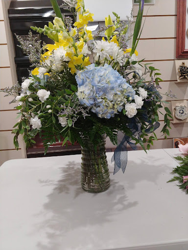 Florist «Flower Shop/Fontana», reviews and photos, 8009 East 51st Street South, Tulsa, OK 74145, USA