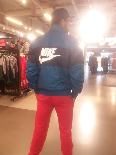 Stores to buy men's tracksuits Lille