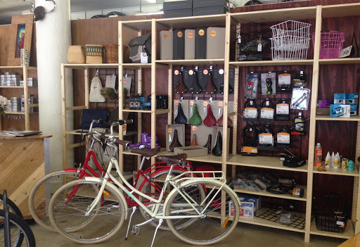 Bicycle Store «Cosmic Bikes Inc.», reviews and photos, 4641 N Milwaukee Ave, Chicago, IL 60630, USA