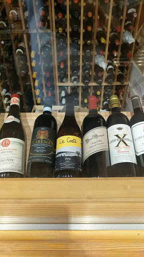 Wine Store «Hudson Wine Merchants», reviews and photos, 341 Warren St, Hudson, NY 12534, USA
