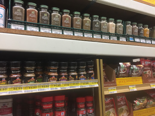 Grocery Store «Town & Country Foods», reviews and photos, 219 N 19th Ave, Bozeman, MT 59718, USA