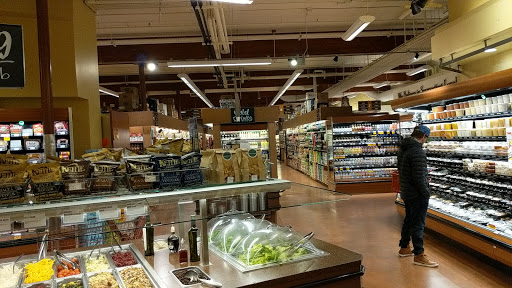 Gourmet Grocery Store «Metropolitan Market Kirkland», reviews and photos, 10611 NE 68th St, Kirkland, WA 98033, USA