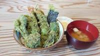ファミめし屋・焼肉居酒屋 ぶろっこりー