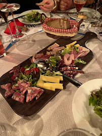 Charcuterie du Restaurant de spécialités alsaciennes Restaurant Zum Sauwadala à Mulhouse - n°1