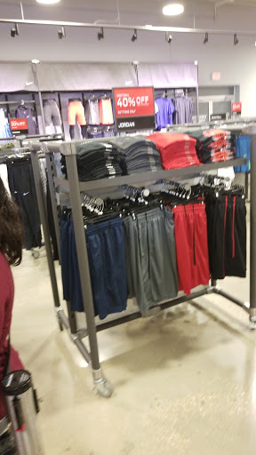 Clothing Store «Nike Factory Store», reviews and photos, 10700 Factory Shop Blvd, Gulfport, MS 39503, USA