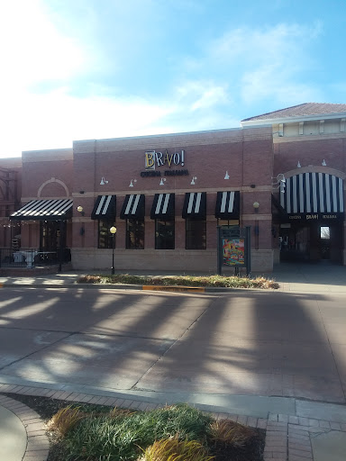 Shopping Mall «Town Center Plaza», reviews and photos, 5000 W 119th St, Leawood, KS 66209, USA
