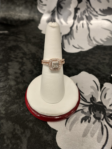 Pawn Shop «AAA Ultimate Pawn», reviews and photos, 2541 N 11th St #13, Lincoln, NE 68521, USA