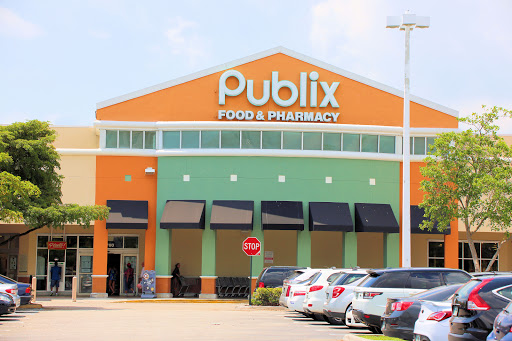 Skylake Mall, 1770 NE Miami Gardens Dr, North Miami Beach, FL 33179, USA, 