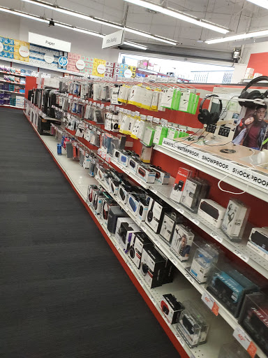 Office Supply Store «Staples», reviews and photos, 2052 S Bundy Dr, West Los Angeles, CA 90025, USA