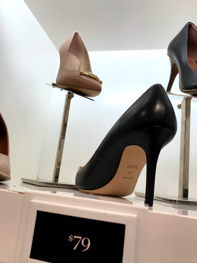 Outlet Mall «The Outlet Shoppes At Fremont», reviews and photos, 6245 N Old 27, Fremont, IN 46737, USA