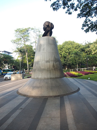 Raden Dewi Sartika Statue