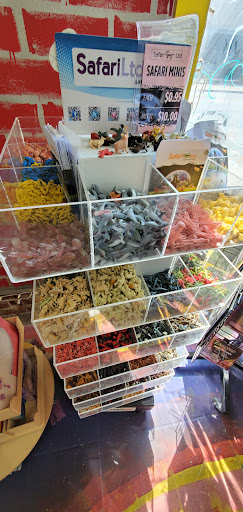 Art Supply Store «Artist & Craftsman Supply Downtown LA», reviews and photos, 1917-1921 E 7th St, Los Angeles, CA 90023, USA