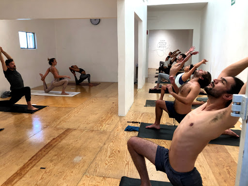 BLANCO YOGA